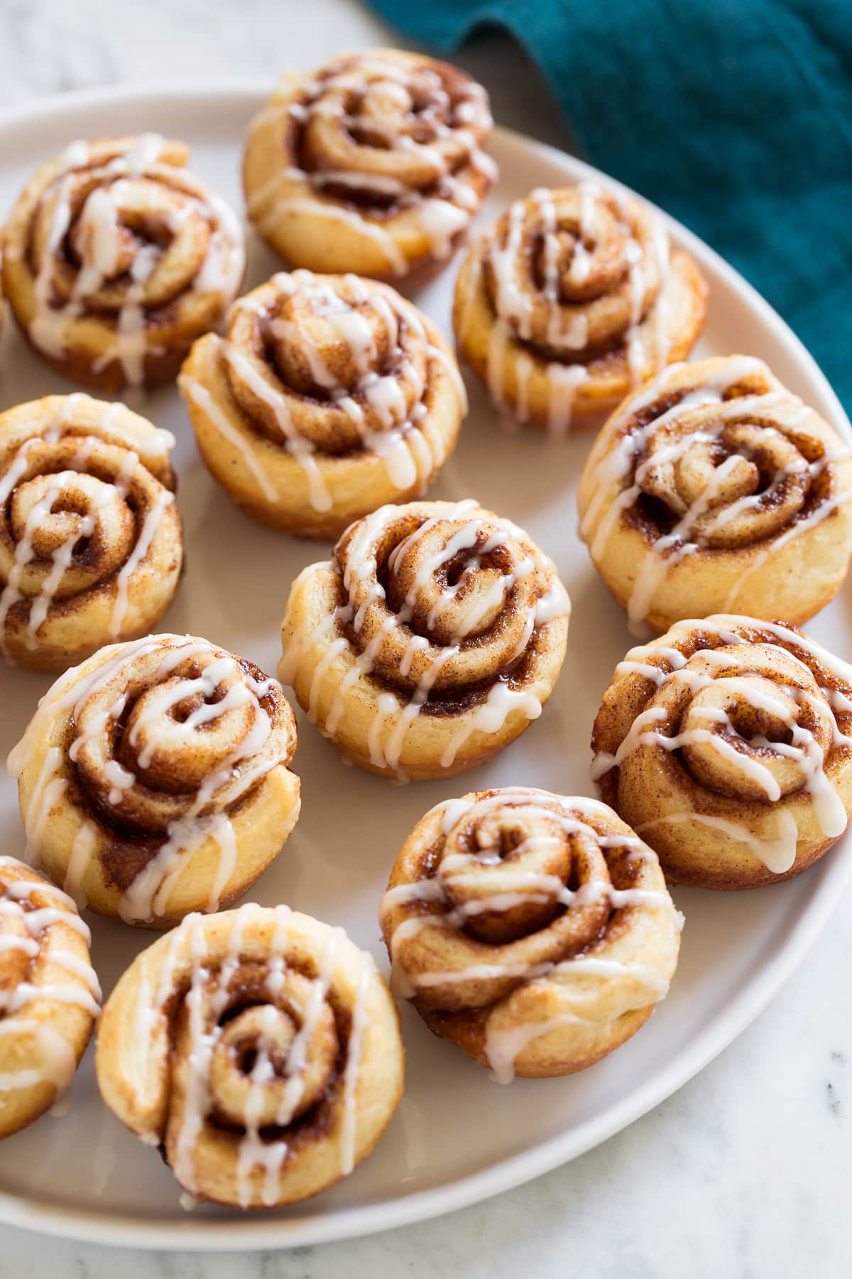 Simple Mini Cinnamon Rolls – Cooking Elegant