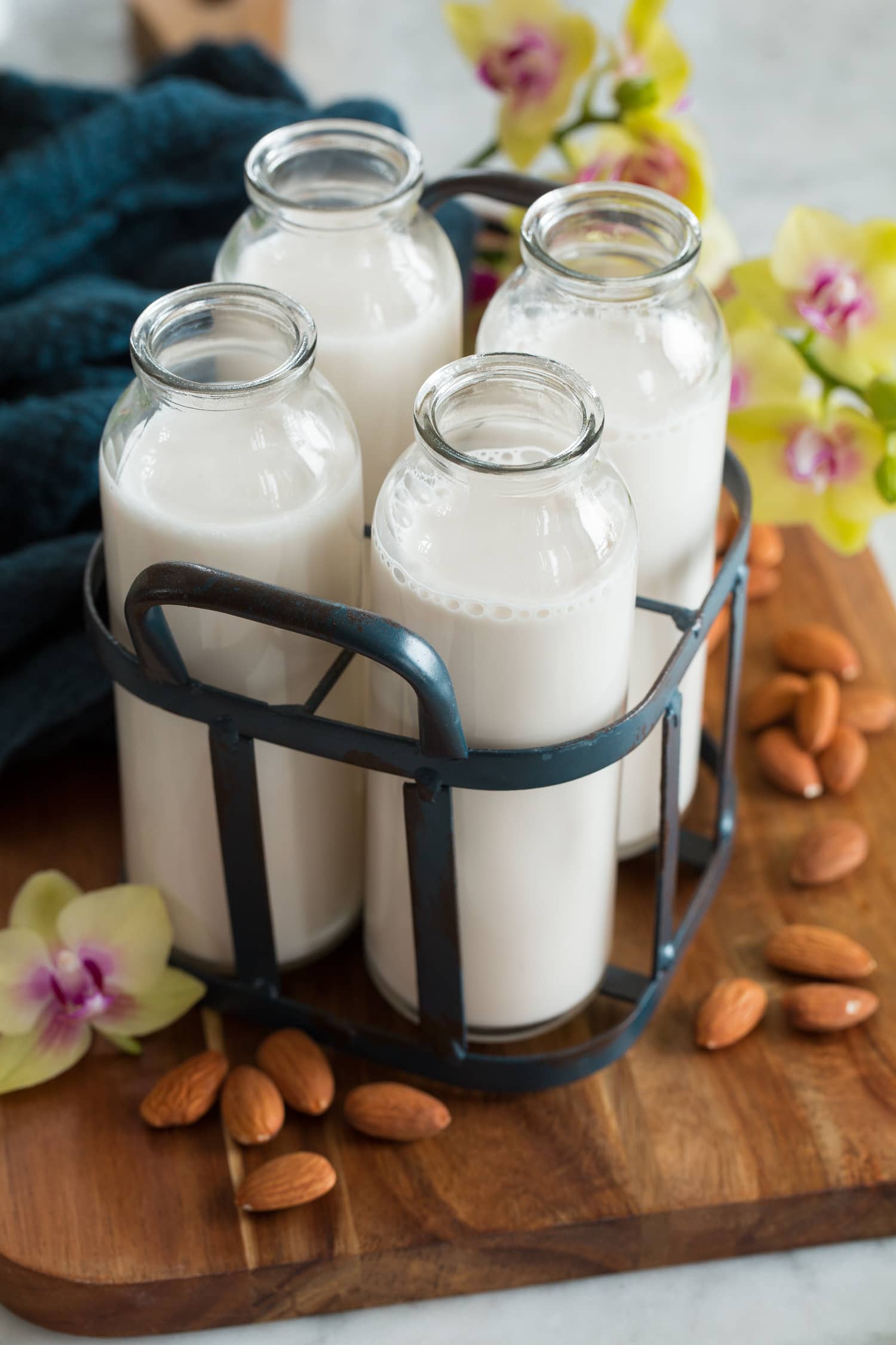 Easy methods to Make Almond Milk