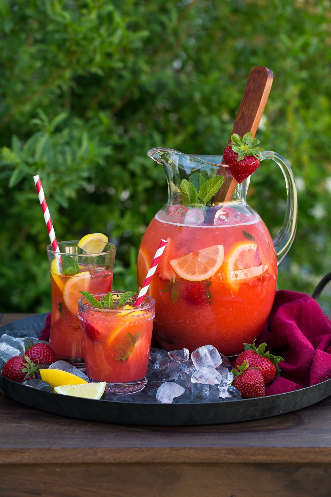 Sugar-Free Strawberry Lemonade (Made with Stevia!)